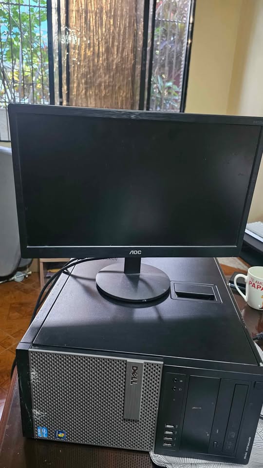 💻 Computadora Dell Optiplex 7010 con Mesita